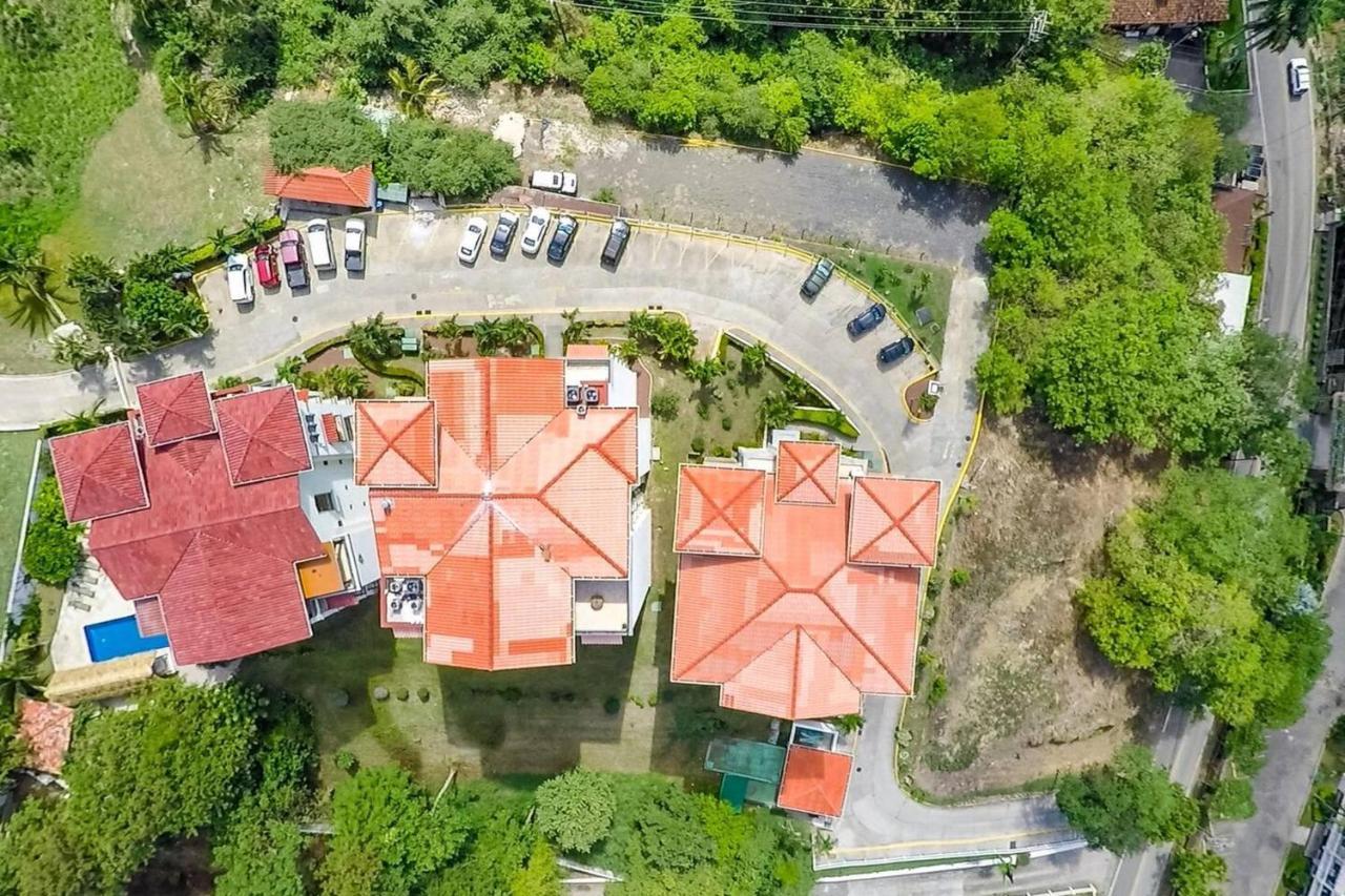 플라야 플라밍고 Exquisitely Decorated 5Th-Floor Aerie With Views Of Two Bays In Flamingo 빌라 외부 사진
